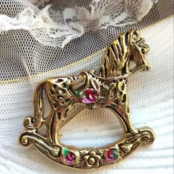 Rocking Horse Vintage Brooch - Picture 9 of 14
